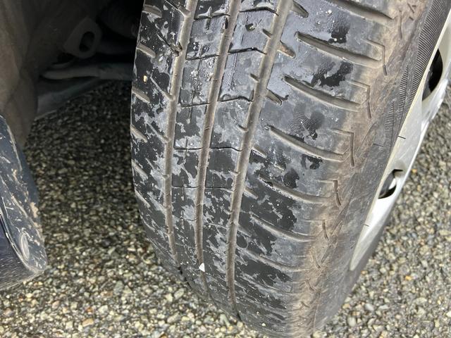 アクア Sスタイルブラック トヨタセーフティーセンス・プッシュスタート・スマートキー・トヨタ純正ナビ・Bカメラ・ビルトインETC 前後ドラレコ・Bluetooth・フルセグTV・レーンキープ・オートマチックハイビーム・電格ミラー(15枚目)