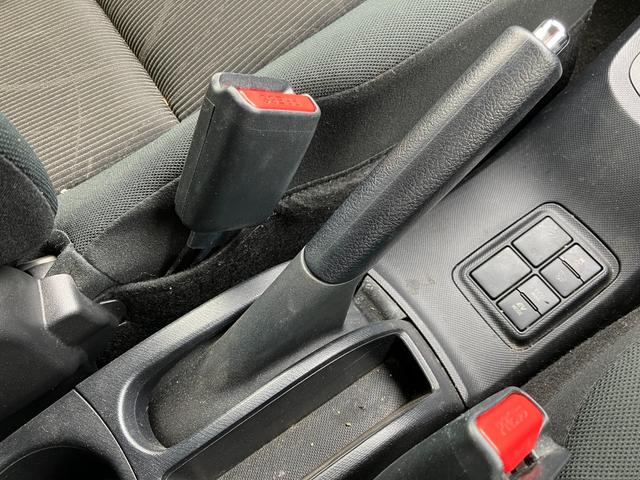 アクア Sスタイルブラック トヨタセーフティーセンス・プッシュスタート・スマートキー・トヨタ純正ナビ・Bカメラ・ビルトインETC 前後ドラレコ・Bluetooth・フルセグTV・レーンキープ・オートマチックハイビーム・電格ミラー(37枚目)