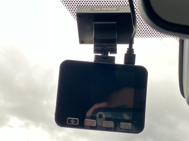 アクア Sスタイルブラック トヨタセーフティーセンス・プッシュスタート・スマートキー・トヨタ純正ナビ・Bカメラ・ビルトインETC 前後ドラレコ・Bluetooth・フルセグTV・レーンキープ・オートマチックハイビーム・電格ミラー(44枚目)