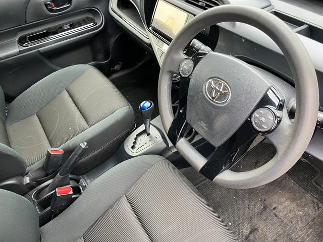 アクア Sスタイルブラック トヨタセーフティーセンス・プッシュスタート・スマートキー・トヨタ純正ナビ・Bカメラ・ビルトインETC 前後ドラレコ・Bluetooth・フルセグTV・レーンキープ・オートマチックハイビーム・電格ミラー(51枚目)