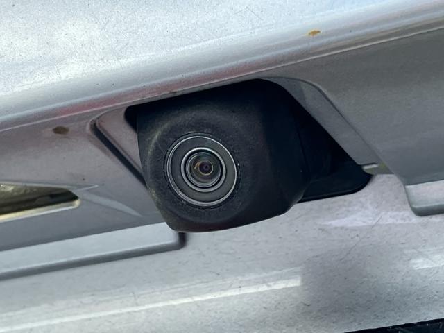 プリウス Ｓセーフティプラス　衝突軽減ブレーキ・クルコン・ヘッドアップディスプレイ・純正ナビ・バックカメラ・ビルトインＥＴＣ・レーンキープ・オートマチックハイビーム・コーナーセンサー・Ｂｌｕｅｔｏｏｔｈ・ＬＥＤヘッドライト・フォグ（25枚目）