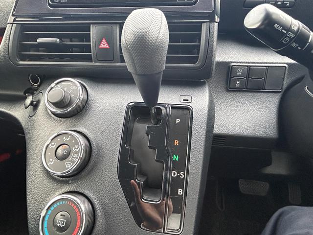 シエンタ Ｘ　トヨタセーフティーセンス・パワースライドドア・バックカメラ・トヨタ純正ナビ・ビルトインＥＴＣ２．０・ドラレコ・Ｂｌｕｅｔｏｏｔｈ・シートヒーター・フルセグＴＶ・オートマチックハイビーム・レーンキープ（37枚目）