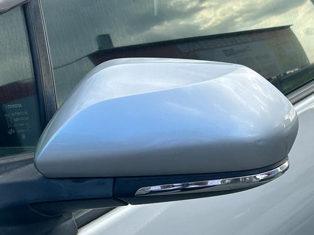 プリウス Sセーフティプラス トヨタセーフティーセンス・バックカメラ・ETC2.0・純正ナビ・LED・ドラレコ・プッシュスタート・純正AW・Bluetooth・クルコン・コーナーセンサー・Pアシスト・フルセグ・LEDフォグ・HUD(14枚目)