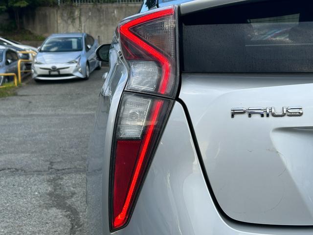 プリウス Sセーフティプラス トヨタセーフティーセンス・バックカメラ・ETC2.0・純正ナビ・LED・ドラレコ・プッシュスタート・純正AW・Bluetooth・クルコン・コーナーセンサー・Pアシスト・フルセグ・LEDフォグ・HUD(24枚目)