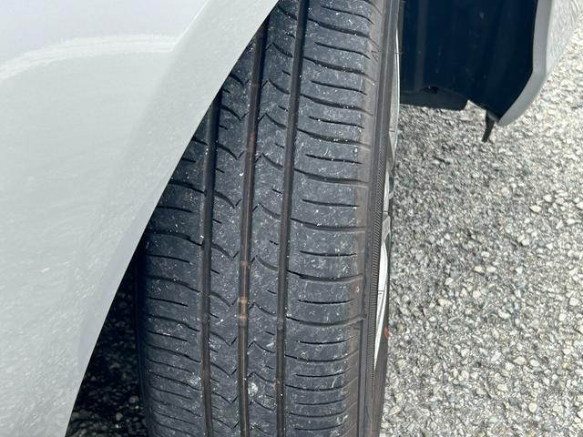 アクア S 衝突軽減・純正ナビ・ビルドインETC・レーンキープ・オートマチックハイビーム・スマートキー・プッシュスタート・Bluetooth・前後ドライブレコーダー・社外AW・オートエアコン・パワーウィンドウ・(15枚目)