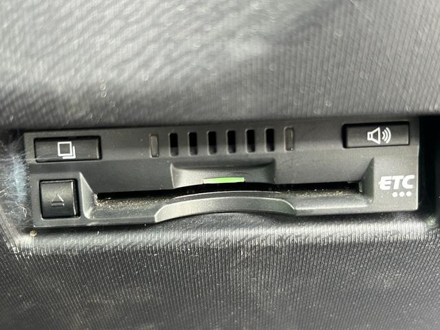 アクア S 衝突軽減・純正ナビ・ビルドインETC・レーンキープ・オートマチックハイビーム・スマートキー・プッシュスタート・Bluetooth・前後ドライブレコーダー・社外AW・オートエアコン・パワーウィンドウ・(34枚目)