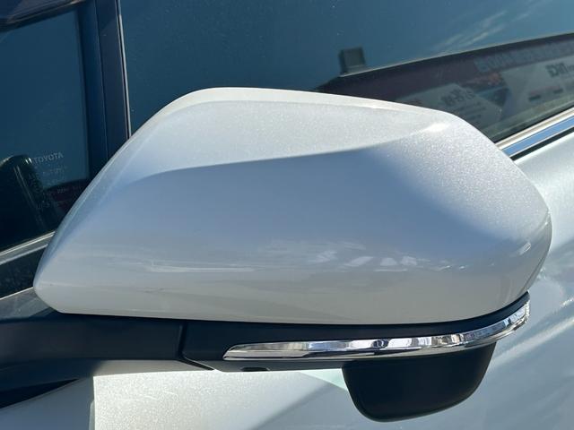 C-HR G 衝突軽減ブレーキ・純正9型ナビ・電子パーキング・シートヒーター・クルコン・ハーフレザー・ブラインドスポットモニター・バックカメラ・ETC・Bluetooth・コーナーセンサー・オートマチックハイビーム(14枚目)