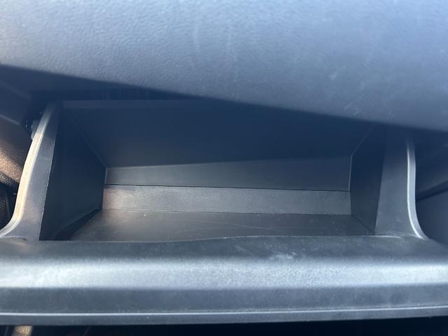 C-HR G 衝突軽減ブレーキ・純正9型ナビ・電子パーキング・シートヒーター・クルコン・ハーフレザー・ブラインドスポットモニター・バックカメラ・ETC・Bluetooth・コーナーセンサー・オートマチックハイビーム(63枚目)