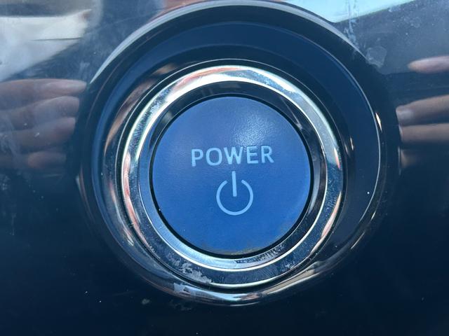 プリウス Ａ　トヨタセーフティーセンス・ブラインドスポットモニター・ヘッドアップディスプレイ・純正ナビ・バックカメラ・ＥＴＣ・コーナーセンサー・ドラレコ・Ｂｌｕｅｔｏｏｔｈ・レーンキープ・オートマチックハイビーム（34枚目）