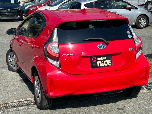 アクア G トヨタセーフティーセンス・クルコン・プッシュスタート・スマートキー・トヨタ純正ナビ・バックカメラ・ビルトインETC・オートマチックハイビーム・レーンキープ・ドラレコ・Bluetooth・電動格納ミラー(17枚目)