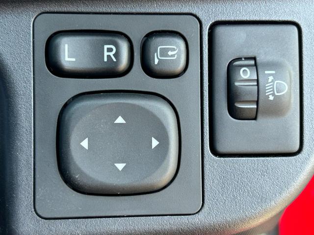 アクア G トヨタセーフティーセンス・クルコン・プッシュスタート・スマートキー・トヨタ純正ナビ・バックカメラ・ビルトインETC・オートマチックハイビーム・レーンキープ・ドラレコ・Bluetooth・電動格納ミラー(33枚目)