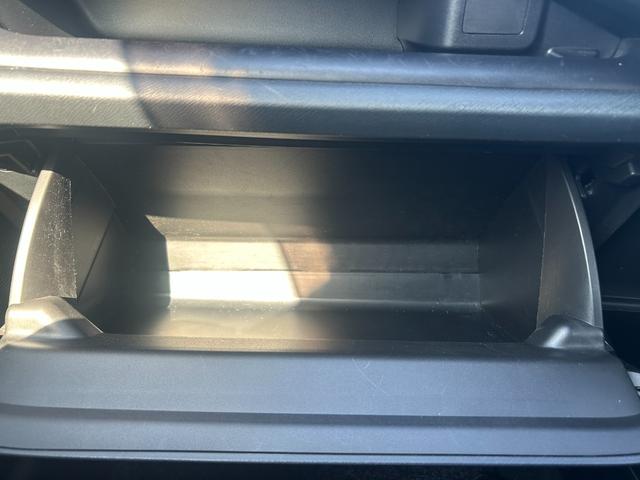 アクア G トヨタセーフティーセンス・クルコン・プッシュスタート・スマートキー・トヨタ純正ナビ・バックカメラ・ビルトインETC・オートマチックハイビーム・レーンキープ・ドラレコ・Bluetooth・電動格納ミラー(63枚目)