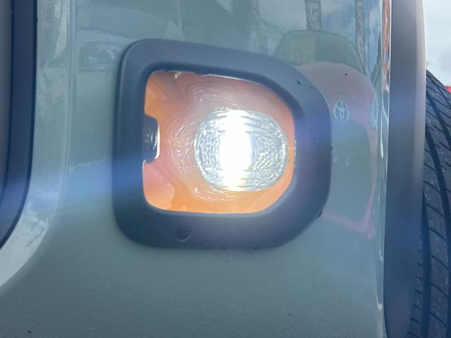 シエンタ Ｚ　衝突軽減・パノラミックビューモニター・両側電動ドア・ディスプレイオーディオ・レーンキープ・レーダークルコン・オートマチックハイビーム・コーナーセンサ・ビルトインＥＴＣ２．０・Ｂｌｕｅｔｏｏｔｈ・ＬＥＤ（12枚目）