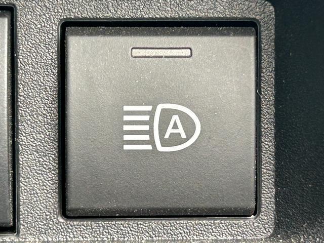 シエンタ Ｚ　衝突軽減・パノラミックビューモニター・両側電動ドア・ディスプレイオーディオ・レーンキープ・レーダークルコン・オートマチックハイビーム・コーナーセンサ・ビルトインＥＴＣ２．０・Ｂｌｕｅｔｏｏｔｈ・ＬＥＤ（36枚目）