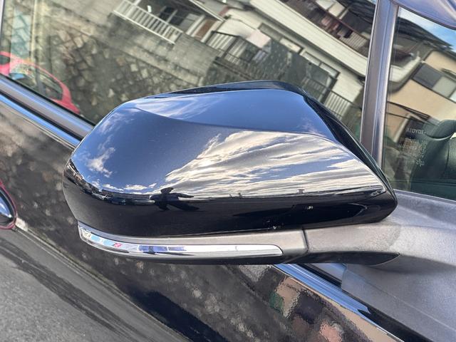 プリウス S トヨタ純正ナビ・Bカメラ・ビルトインETC・Bluetooth・LEDヘッドライト・純正AW・スマートキー・プッシュスタート・オートエアコン・ウィンカーミラー・パワーウィンドウ・アイドリングストップ(14枚目)