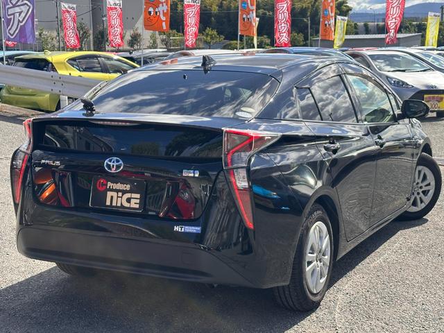 プリウス S トヨタ純正ナビ・Bカメラ・ビルトインETC・Bluetooth・LEDヘッドライト・純正AW・スマートキー・プッシュスタート・オートエアコン・ウィンカーミラー・パワーウィンドウ・アイドリングストップ(32枚目)