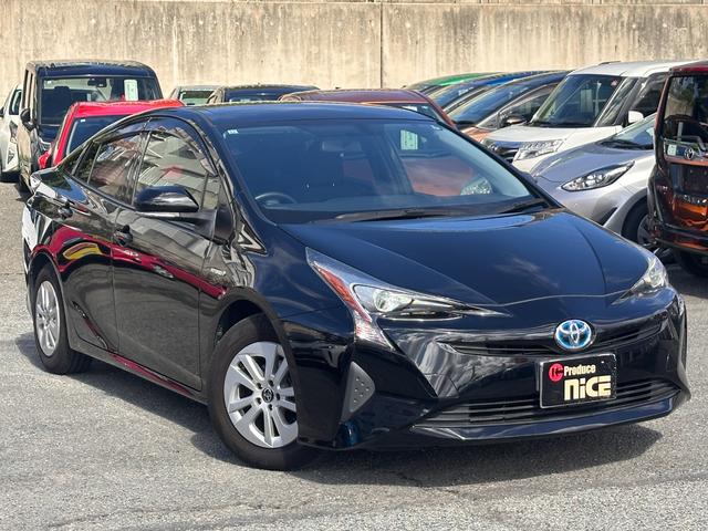 プリウス S トヨタ純正ナビ・Bカメラ・ビルトインETC・Bluetooth・LEDヘッドライト・純正AW・スマートキー・プッシュスタート・オートエアコン・ウィンカーミラー・パワーウィンドウ・アイドリングストップ(69枚目)