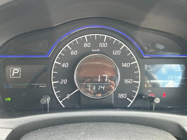 ノート ｅ－パワー　Ｂ　アラウンドビューモニター・エマージェンシーブレーキ・ＥＴＣ・プッシュスタート・コーナーセンサ・レーンキープアシスト・デジタルインナーミラー・スマートキー・ＡＵＴＯエアコン・　電格ミラ・ウィンカーミラー（43枚目）