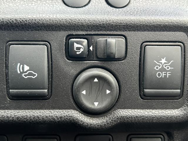 ノート ｅ－パワー　Ｂ　エマージェンシーブレーキ　アラウンドビューモニター　ＥＴＣ　プッシュスタート　レーンキープアシスト　コーナーセンサー　スマキー　デジタルインナーミラー　オーディオ　オートエアコン　電動格納ミラー（32枚目）