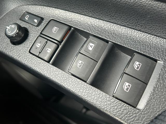 シエンタ G 両側電動ドア・LEDヘッドライト・トヨタ純正ナビ・バックカメラ・ETC・Bluetooth・フルセグ・フォグ・ドラレコ・プッシュスタート・スマートキー・アイドリングストップ・オートエアコン・電格ミラー(38枚目)