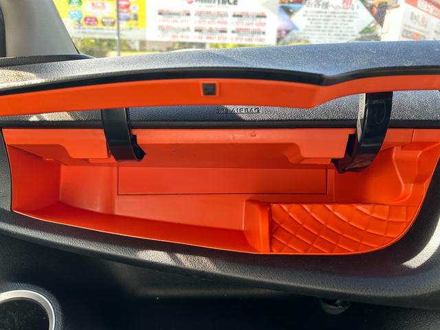 シエンタ G 両側電動ドア・LEDヘッドライト・トヨタ純正ナビ・バックカメラ・ETC・Bluetooth・フルセグ・フォグ・ドラレコ・プッシュスタート・スマートキー・アイドリングストップ・オートエアコン・電格ミラー(63枚目)