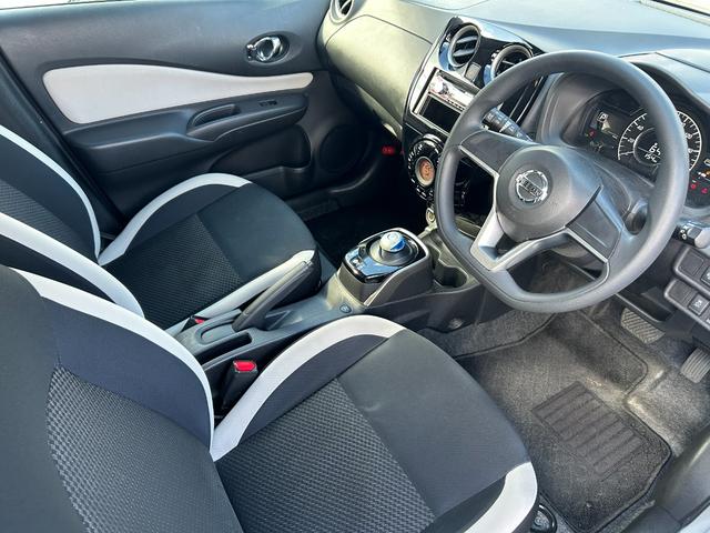 ノート ｅ－パワー　Ｂ　エマージェンシーブレーキ・アラウンドビューモニター・コーナーセンサー・ＥＴＣ・レーンキープアシスト・スマートキ・プッシュスタート・オートエアコン・電動格納ミラー・ウィンカーミラー・アイドリングストップ（47枚目）