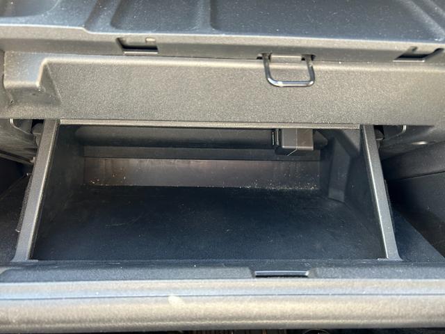 シエンタ ハイブリッドZ 衝突軽減・両側電動ドア・パノラミックビューモニター・純ディスプレイオーディオ・ETC・コーナーセンサ・LEDヘッド・ブラインドスポットM・レーダークルコン・Bluetooth・オートマチックハイビーム(61枚目)