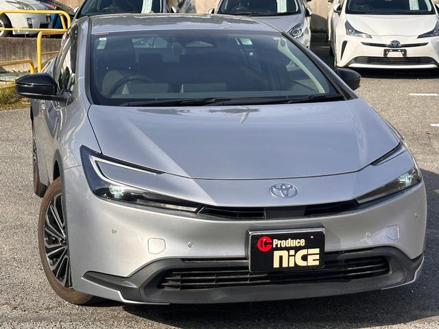 プリウス Ｘ　トヨタセーフティーセンス・８型ＤＡ・電子パーキング・ブラインドスポットＭ・バックカメラ・ＥＴＣ２．０・レーダークルコン・コーナーセンサー・オートマチックハイビーム・Ｂｌｕｅｔｏｏｔｈ・モデリスタＡＷ（6枚目）