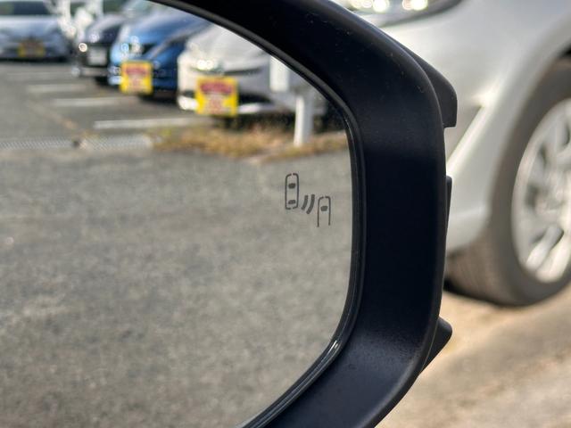 プリウス Ｘ　トヨタセーフティーセンス・８型ＤＡ・電子パーキング・ブラインドスポットＭ・バックカメラ・ＥＴＣ２．０・レーダークルコン・コーナーセンサー・オートマチックハイビーム・Ｂｌｕｅｔｏｏｔｈ・モデリスタＡＷ（49枚目）