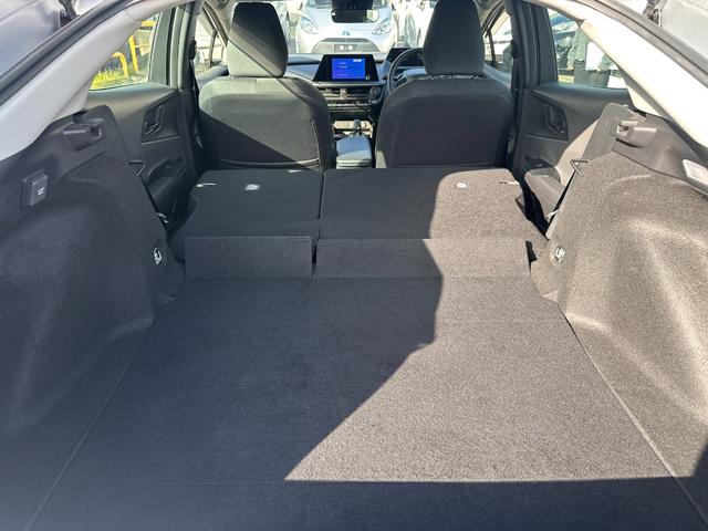 プリウス Ｘ　トヨタセーフティーセンス・８型ＤＡ・電子パーキング・ブラインドスポットＭ・バックカメラ・ＥＴＣ２．０・レーダークルコン・コーナーセンサー・オートマチックハイビーム・Ｂｌｕｅｔｏｏｔｈ・モデリスタＡＷ（55枚目）