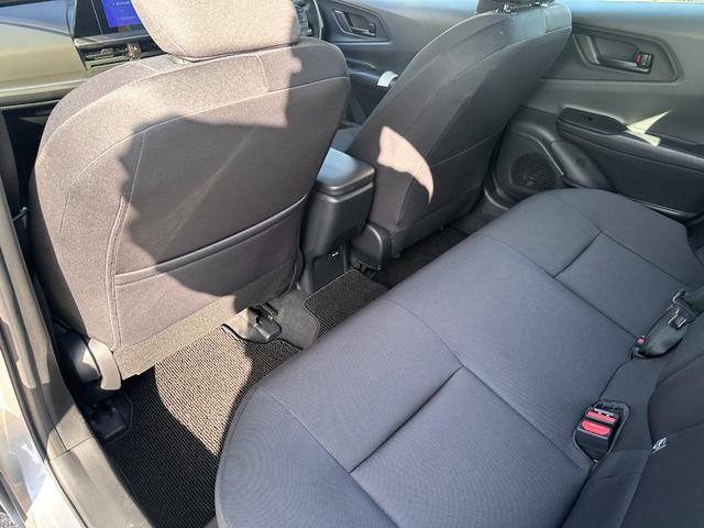 プリウス Ｘ　トヨタセーフティーセンス・８型ＤＡ・電子パーキング・ブラインドスポットＭ・バックカメラ・ＥＴＣ２．０・レーダークルコン・コーナーセンサー・オートマチックハイビーム・Ｂｌｕｅｔｏｏｔｈ・モデリスタＡＷ（56枚目）