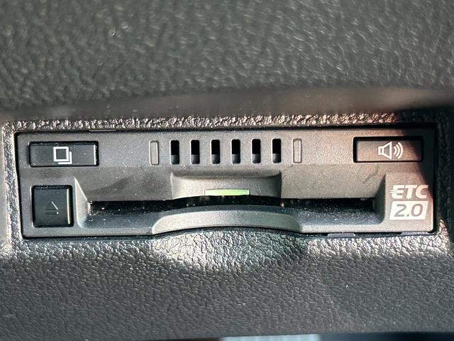 プリウス Sセーフティプラス 衝突軽減ブレーキ・純正ナビ・ETC2.0・Bluetooth・Bカメ・レーンキープ・クルコン・オートマチックハイビーム・前後ドライブレコーダー・コーナーセンサー・パーキングアシスト・LEDヘッドライト(37枚目)