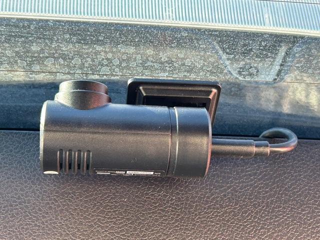 プリウス Sセーフティプラス 衝突軽減ブレーキ・純正ナビ・ETC2.0・Bluetooth・Bカメ・レーンキープ・クルコン・オートマチックハイビーム・前後ドライブレコーダー・コーナーセンサー・パーキングアシスト・LEDヘッドライト(47枚目)