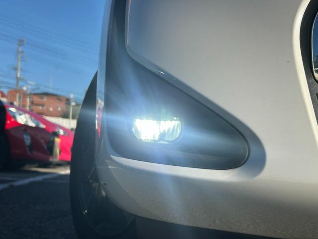 シエンタ Ｇ　トヨタセーフティーセンス・パノラミックビューモニター・ＬＥＤヘッドライト・両側電動ドア・シートヒーター・純正ナビ・ビルトインＥＴＣ・レーンキープ・ドラレコ・Ｂｌｕｅｔｏｏｔｈ・フォグランプ　スマキー（13枚目）