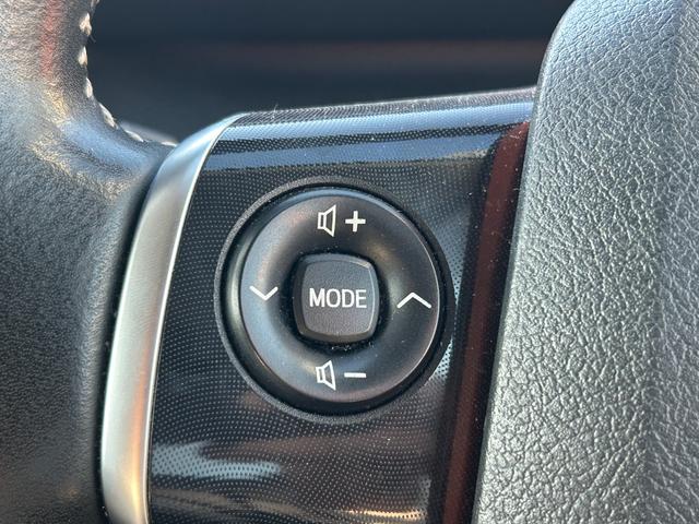 シエンタ Ｇ　トヨタセーフティーセンス・パノラミックビューモニター・ＬＥＤヘッドライト・両側電動ドア・シートヒーター・純正ナビ・ビルトインＥＴＣ・レーンキープ・ドラレコ・Ｂｌｕｅｔｏｏｔｈ・フォグランプ　スマキー（50枚目）