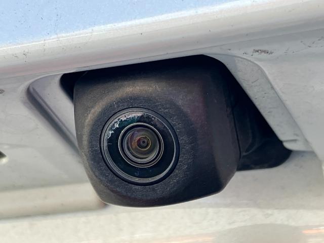 プリウス Ｓセーフティプラス　衝突軽減・純正ナビ・Ｂカメ・ＨＵＤ・Ｂｌｕｅｔｏｏｔｈ・クルコン・レーンキープ・パーキングアシスト・オートハイビーム・コーナーセンサー・ＬＥＤヘッドライト・フォグランプ・スマートキー・プッシュスタート（25枚目）