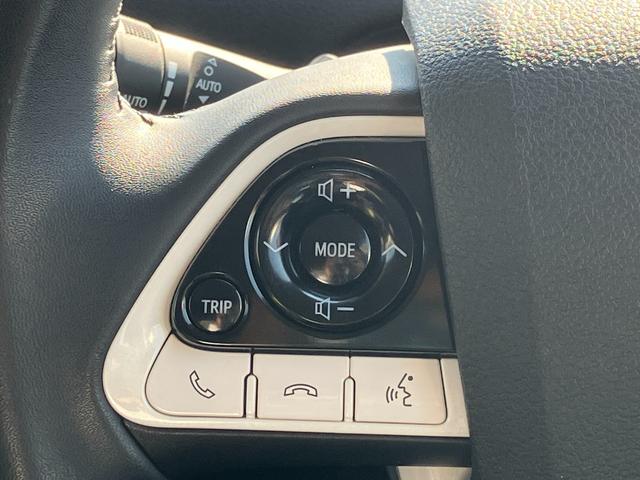 プリウス Ｓセーフティプラス　衝突軽減・純正ナビ・Ｂカメ・ＨＵＤ・Ｂｌｕｅｔｏｏｔｈ・クルコン・レーンキープ・パーキングアシスト・オートハイビーム・コーナーセンサー・ＬＥＤヘッドライト・フォグランプ・スマートキー・プッシュスタート（46枚目）