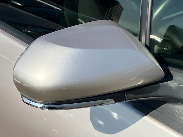 プリウス Ｓセーフティプラス　トヨタセーフティーセンス・ヘッドアップディスプレイ・社外ナビ・バックカメラ・ビルトインＥＴＣ・クルコン・前後ドラレコ・コーナーセンサー・パーキングアシスト・オートマチックハイビーム・レーンキープ・ＣＤ（15枚目）