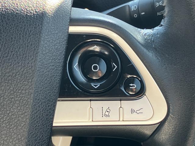 プリウス Ｓセーフティプラス　トヨタセーフティーセンス・ヘッドアップディスプレイ・社外ナビ・バックカメラ・ビルトインＥＴＣ・クルコン・前後ドラレコ・コーナーセンサー・パーキングアシスト・オートマチックハイビーム・レーンキープ・ＣＤ（49枚目）