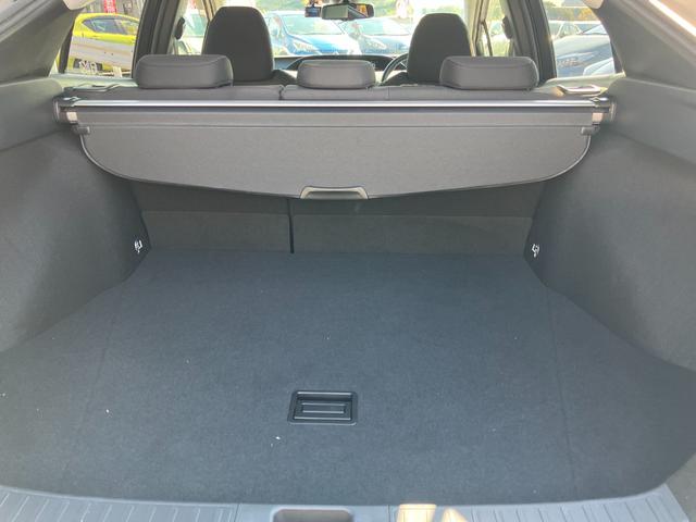 プリウス Ｓセーフティプラス　トヨタセーフティーセンス・ヘッドアップディスプレイ・社外ナビ・バックカメラ・ビルトインＥＴＣ・クルコン・前後ドラレコ・コーナーセンサー・パーキングアシスト・オートマチックハイビーム・レーンキープ・ＣＤ（56枚目）