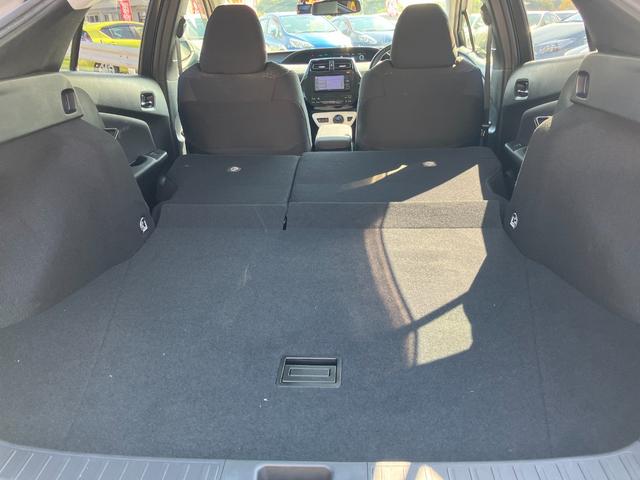 プリウス Ｓセーフティプラス　トヨタセーフティーセンス・ヘッドアップディスプレイ・社外ナビ・バックカメラ・ビルトインＥＴＣ・クルコン・前後ドラレコ・コーナーセンサー・パーキングアシスト・オートマチックハイビーム・レーンキープ・ＣＤ（57枚目）