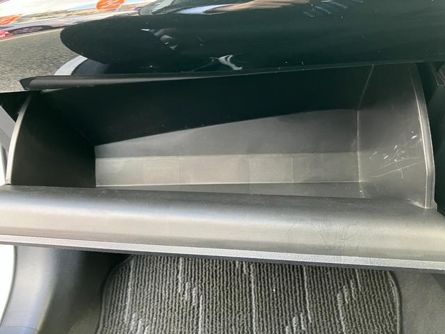 プリウス Ａ　トヨタセーフティーセンス・純正９型ナビ・バックカメラ・ビルトインＥＴＣ・ヘッドアップディスプレイ・ブラインドスポットモニター　・ＬＥＤヘッド・コーナーセンサー・レーンキープオートマチックハイビーム（61枚目）