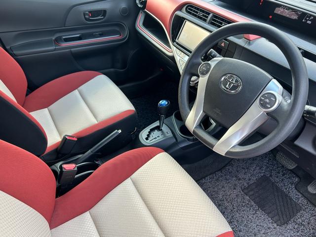 アクア Ｓ　プッシュスタート・スマートキー・トヨタ純正ナビ・バックカメラ　・デリスタ１５アルミホイール・Ｂｌｕｅｔｏｏｔｈ・オートエアコン・電動格納ミラー・ウィンカーミラー・横滑り防止装置・モード切替・パワステ（49枚目）