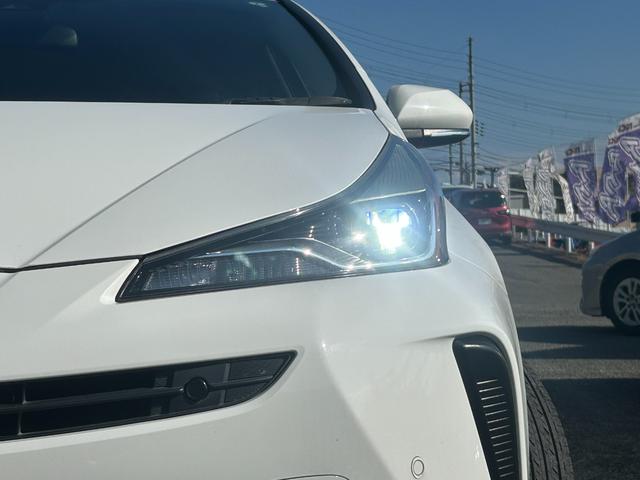 プリウス Ｓ　衝突軽減ブレーキ・純正ナビ・バックカメラ・ＬＥＤヘッドライト・純正アルミホイール・レーンキープアシスト・オートマチックハイビーム・コーナーセンサー・クルコン・Ｂｌｕｅｔｏｏｔｈ・プッシュスタート・（11枚目）
