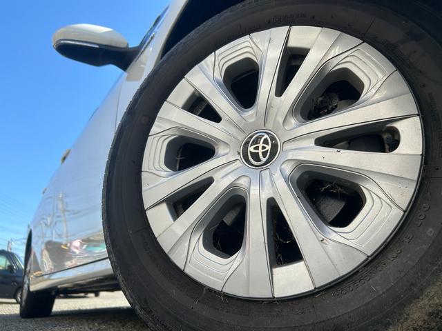 プリウス Ｓ　衝突軽減ブレーキ・純正ナビ・バックカメラ・ＬＥＤヘッドライト・純正アルミホイール・レーンキープアシスト・オートマチックハイビーム・コーナーセンサー・クルコン・Ｂｌｕｅｔｏｏｔｈ・プッシュスタート・（14枚目）