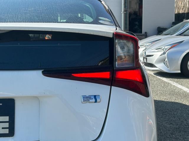 プリウス Ｓ　衝突軽減ブレーキ・純正ナビ・バックカメラ・ＬＥＤヘッドライト・純正アルミホイール・レーンキープアシスト・オートマチックハイビーム・コーナーセンサー・クルコン・Ｂｌｕｅｔｏｏｔｈ・プッシュスタート・（21枚目）