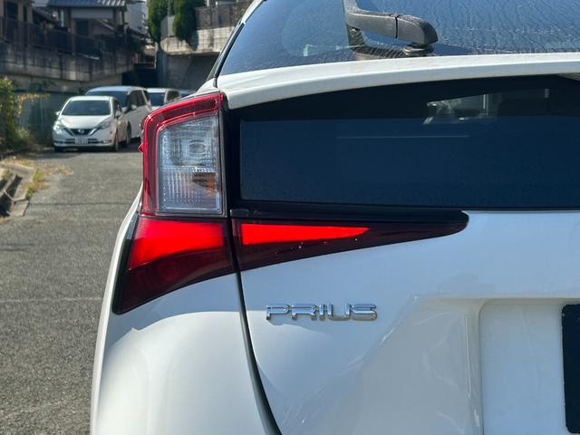 プリウス Ｓ　衝突軽減ブレーキ・純正ナビ・バックカメラ・ＬＥＤヘッドライト・純正アルミホイール・レーンキープアシスト・オートマチックハイビーム・コーナーセンサー・クルコン・Ｂｌｕｅｔｏｏｔｈ・プッシュスタート・（22枚目）