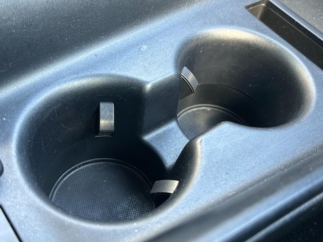 プリウス Ｓ　衝突軽減ブレーキ・純正ナビ・バックカメラ・ＬＥＤヘッドライト・純正アルミホイール・レーンキープアシスト・オートマチックハイビーム・コーナーセンサー・クルコン・Ｂｌｕｅｔｏｏｔｈ・プッシュスタート・（36枚目）