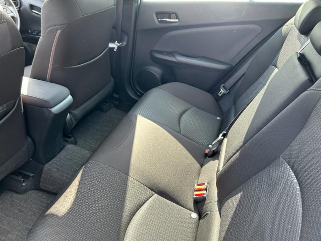 プリウス Ｓ　衝突軽減ブレーキ・純正ナビ・バックカメラ・ＬＥＤヘッドライト・純正アルミホイール・レーンキープアシスト・オートマチックハイビーム・コーナーセンサー・クルコン・Ｂｌｕｅｔｏｏｔｈ・プッシュスタート・（56枚目）