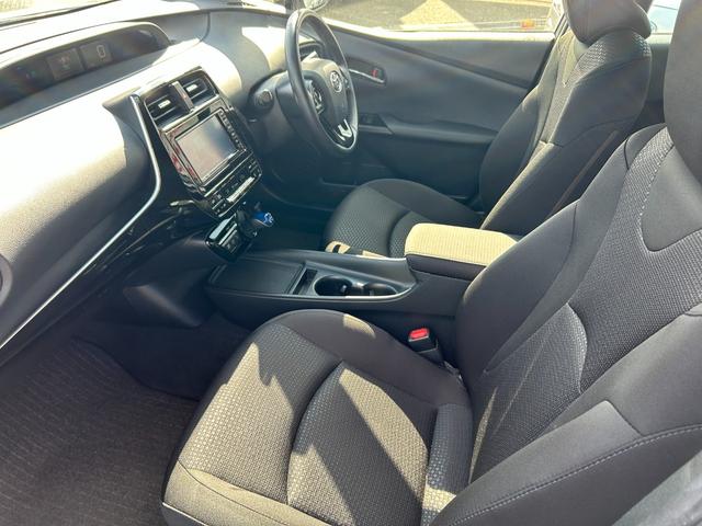 プリウス Ｓ　衝突軽減ブレーキ・純正ナビ・バックカメラ・ＬＥＤヘッドライト・純正アルミホイール・レーンキープアシスト・オートマチックハイビーム・コーナーセンサー・クルコン・Ｂｌｕｅｔｏｏｔｈ・プッシュスタート・（57枚目）